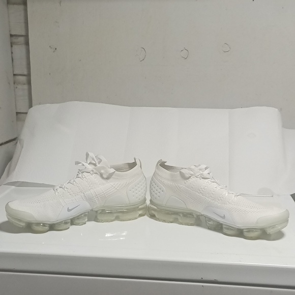 Nike Vapormax - Picture 3 of 13